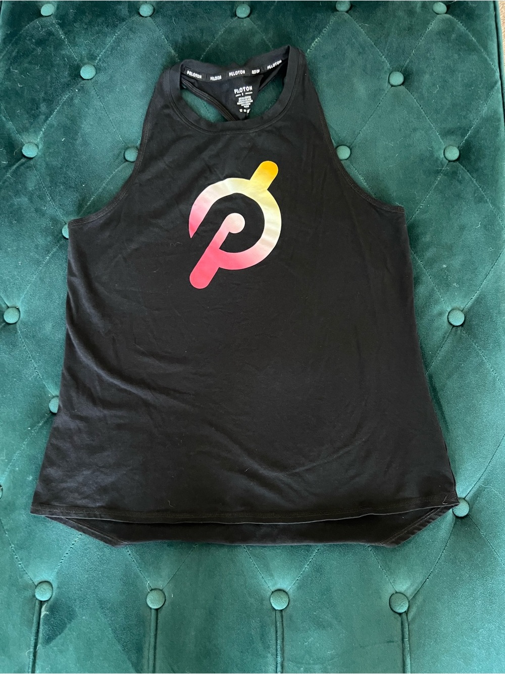 Peloton Women's S Ombre Logo Black Twist Back Racerback Gym Workout Tank Top